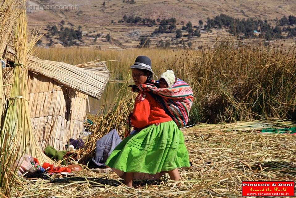 PERU - Lago Titicaca Isole Uros - 05.jpg